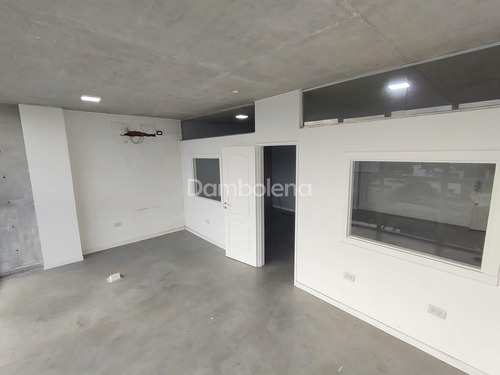 Oficina En Alquiler En Moreno, G.b.a. Zona Oeste