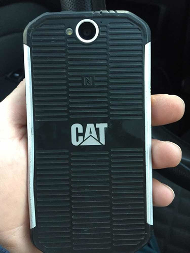Imagen 2 de 4 de Celular Cat