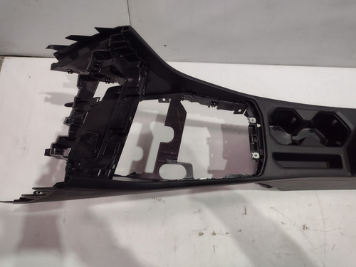Imagem 2 de 7 de Console Central Vw Jetta Tsi 2018 Original