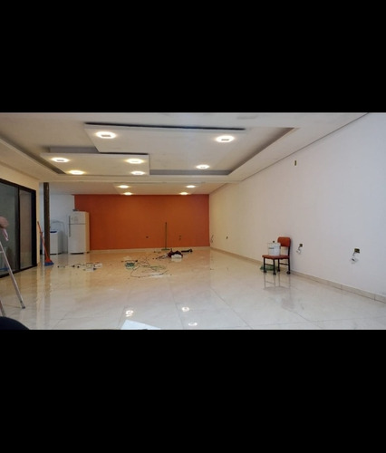 Imagem 1 de 1 de Prestamos Serviços De Pintura Em Geral