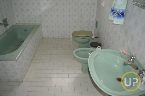 Imagem 15 de 15 de Casa Em Barroca - Belo Horizonte, Mg - 1560