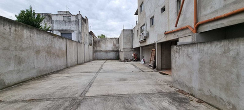 Imagen 8 de 10 de En Venta En El Palomar Local A Estrenar En Esquina De 75m2 Mas Entrepiso De 75m2 Con Baño, Entrega Inmediata Frente A La Estacion El Palomar. F: 9076