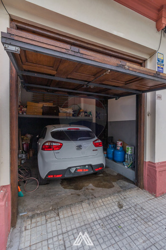 Se Vende Casa De 6 Dormitorios En Parque Batlle