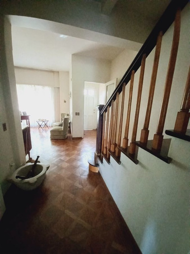 Imagen 3 de 17 de Casa En Venta De 4 Dormitorios C/ Cochera En Punta Gorda