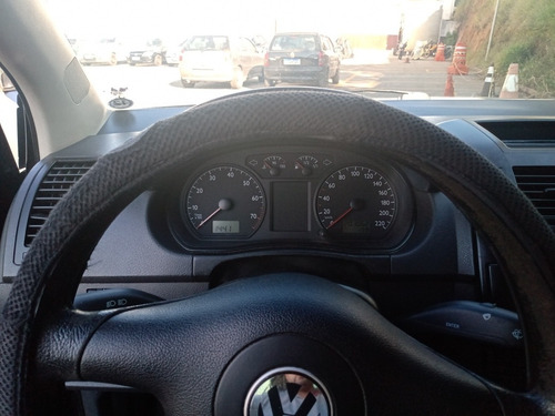 Volkswagen Polo Sedan 2004 1.6 4p