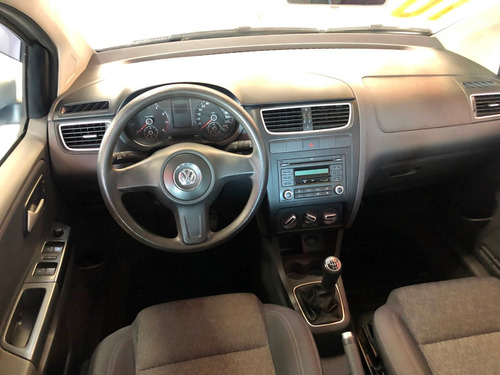 Volkswagen Fox 1.6 Vht Trend Total Flex 5p - Completo!!