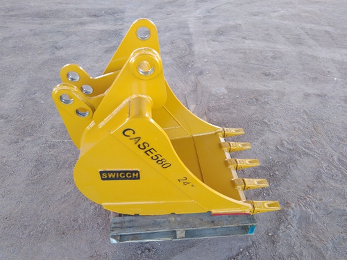 Bote Cucharon De 5 Puntas Para Retroexcavadora Case 580n