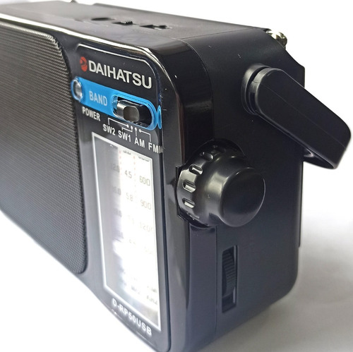 Radio Am/fm Daihatsu Usb Pilas Recargable Con Linterna