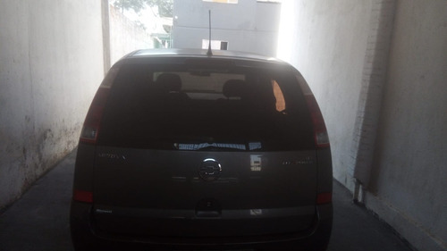 Imagem 2 de 7 de Chevrolet