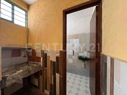 Venta De Inmueble Productivo Con Unidades Rentables En Valle De Chalco, Edo. Mex