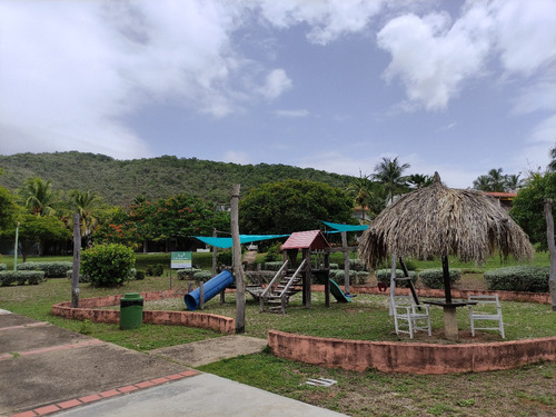 Imagen 30 de 30 de Se Vende Acogedor Apartamento Ubicado En La Privilegiada Urbanizacion Terrazas De Guacuco Margarita Nueva Esparta. Rz