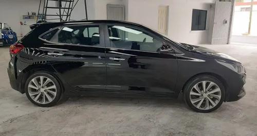 Hyundai Accent 1.6 Hb Gls At