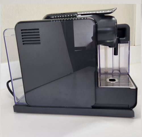 Cafetera Nespresso Lattissima Touch, En Caja Original Gris