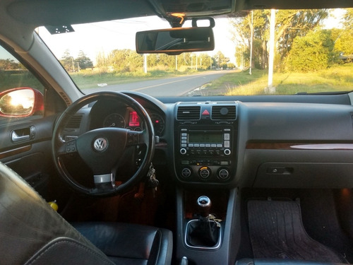 Volkswagen Vento 2.5 Luxury Wood 170cv 2008
