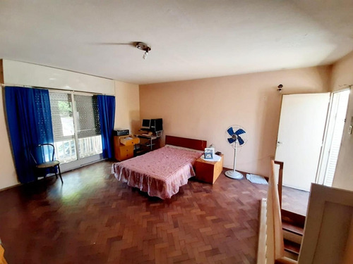 Imagen 7 de 21 de Casa De 2 Dormitorios Con Cochera En Barrio Roque Sáenz Peña