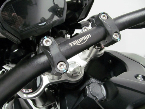 Imagem 14 de 16 de Triumph Tiger 1200 Xcx 2019 Verde