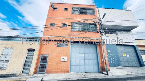 Y.t. Galpón En Venta, Sarría Mls #25-12782