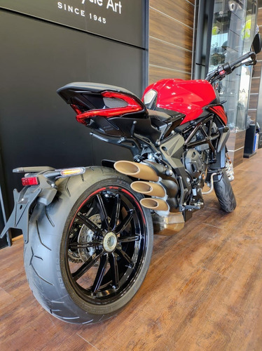Imagen 13 de 25 de Mv Agusta Dragster 800 Rosso, No Monster, No Bmw, No Ducati