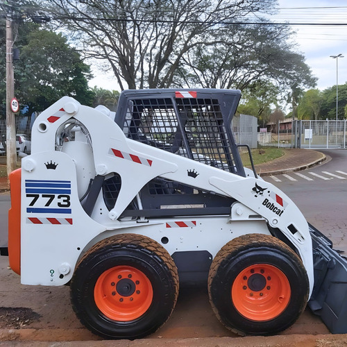 Mini Carregadeira Bobcat 773 - Ano 2006