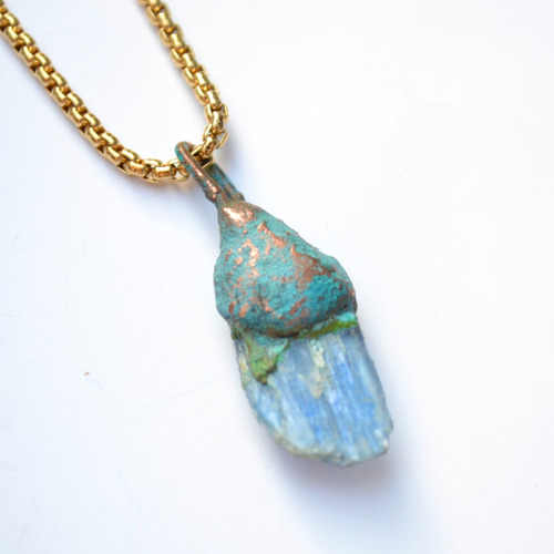 Imagen 4 de 9 de Collar Piedra Cianita, Cadena De Acero Quirurgico, Cod1