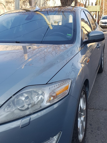 Ford Mondeo 1.8 Titanium Tdci M6