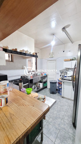 Casona Casa En Venta Avenida Gral San Martin Brazo Oriental Reducto Residencial Con Renta