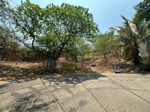 Terreno Residencial En Venta En Privada Aramoni Zona Dorada Tuxtla