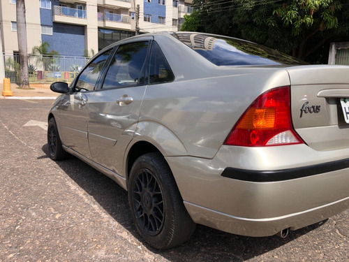Ford Focus 2004