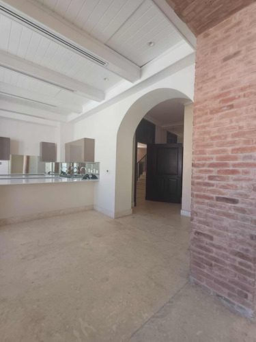Vendo Apart-hotel En La Zona Colonial
