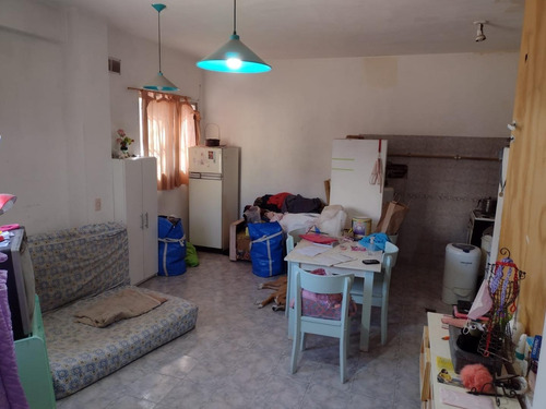 Imagen 2 de 6 de Venta Ph De 2 Ambientes En Dos Plantas En Paternal