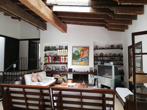 Casa En Privada En Jardines De Ahuatepec, Cuernavaca, Morelos