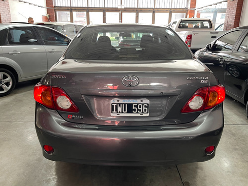 Toyota Corolla 1.8 Xei At