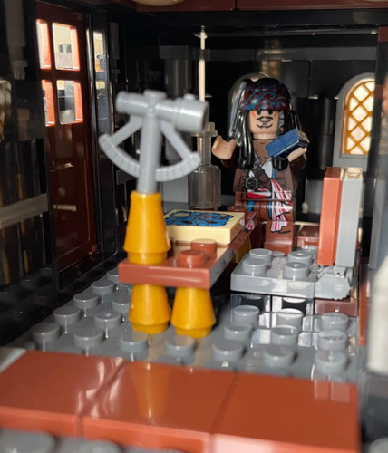 Miniatura Navio Perola Negra Pirata Do Caribe Jack Sparrow