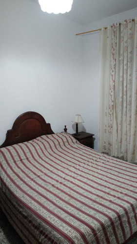 Vendo Casa Tres Ambientes Con Garaje Centro A Cuatro Cuadras Del Mar