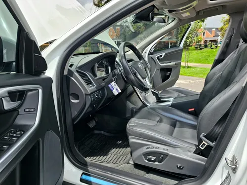 Volvo XC60 2.0 T5 Awd Momentum