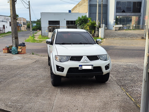 Mitsubishi L200 3.2 Triton Hpe Cab. Dupla 4x4 Aut. 4p
