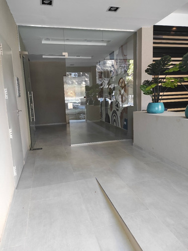 Imagen 2 de 17 de Departamento 3 Amb En Venta Con Patio Y Balcon Excelente Zona