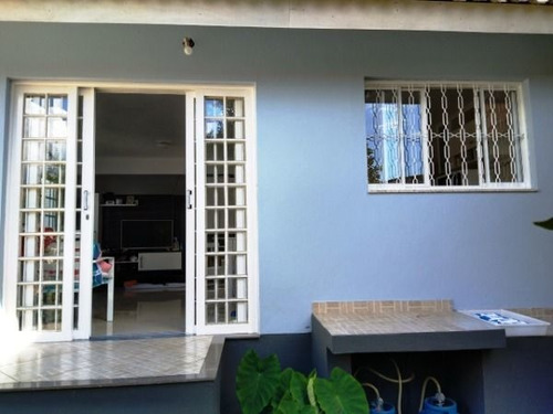Casa Em Camaquã Com 2 Dormitórios - Mi17117