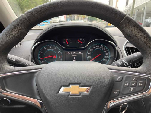Imagen 9 de 15 de Chevrolet Cruze 2017 1.4 Ls Mt