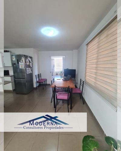 Avenida La Montaña Sur - 100 Barrio Alba Ii Valle Grande