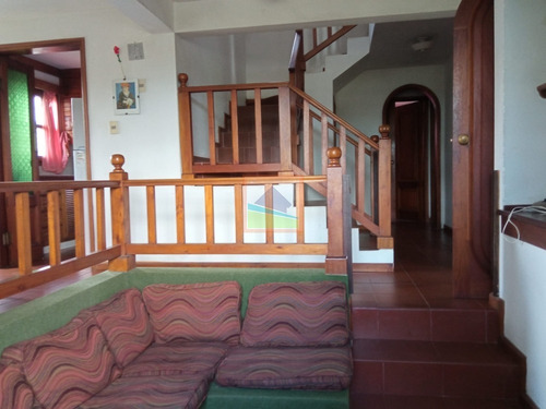 Imagen 10 de 30 de Casa De 4 Dormitorios Y 1/2 En La Paloma Rocha