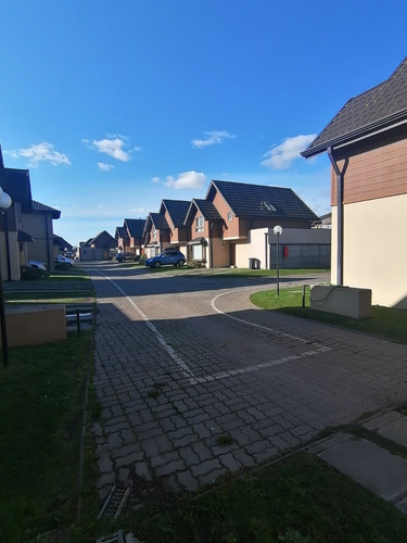 Excelente Casa Condominio En Parques De Carriel