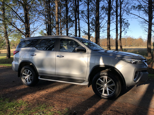 Toyota Hilux SW4 2.8 Srx 177cv 4x4 7as At