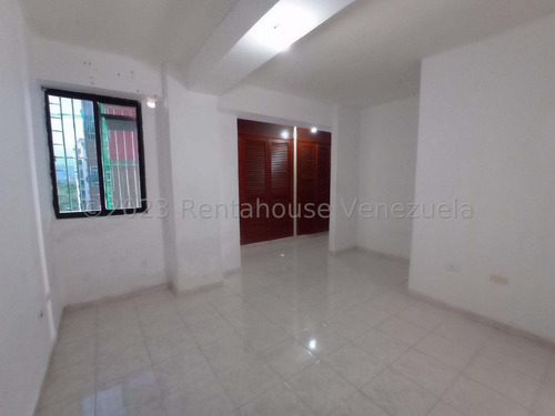 Imagen 25 de 28 de Apartamento En Alquiler San Jacinto 3h/2b Estef 23-25863