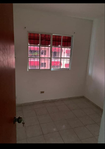 Vendo Apartamento En Carmen Renata 3, Santo Domingo Oeste, República Dominicana