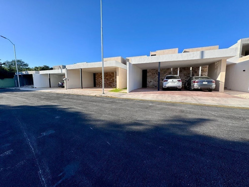 Casa Murum Con 4 Recámaras En Nuevo Bellavista, Dzityá