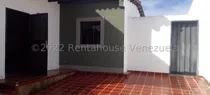 Comprar Dennymar, Vende Bella Casa Ubicada En Av Intercomunal Cabudare Acarigua, Ofreciendote Un Espacio Amplio Y Distribuido En 3 Hab, 2 Baños, Sala, Cocina, Comedor, Tanque De Agua Con Bombas Y Mas, B554b9