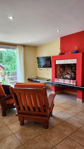 Complejo Habitacional En Venta - 2 Bloques - 6 Departamentos 8 Baños - 900mts2 Totales - Mar Azul