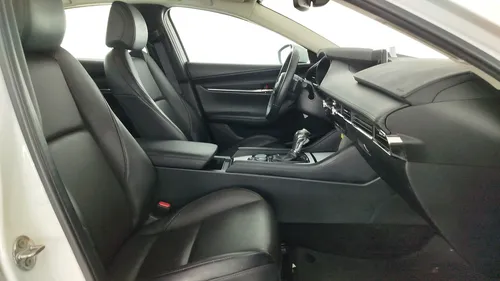 Mazda 3 GRAND TOURING MHEV