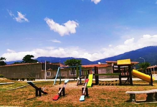 Imagen 5 de 11 de Casa Obra Gris En Esquina Canaima Ii Parque Residencial